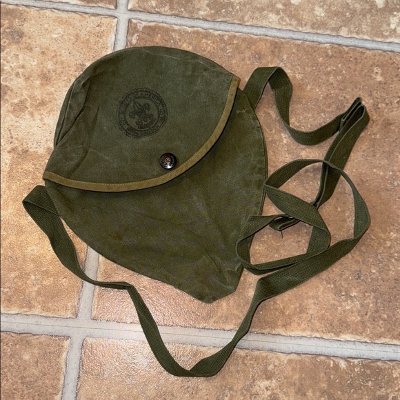 Other - VTG Green Canvas Crossbody Bag BOY SCOUTS OF AMERICA BSA NEW YORK